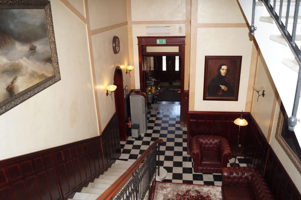 Ayvazovsky Hotel Одеса Екстериор снимка