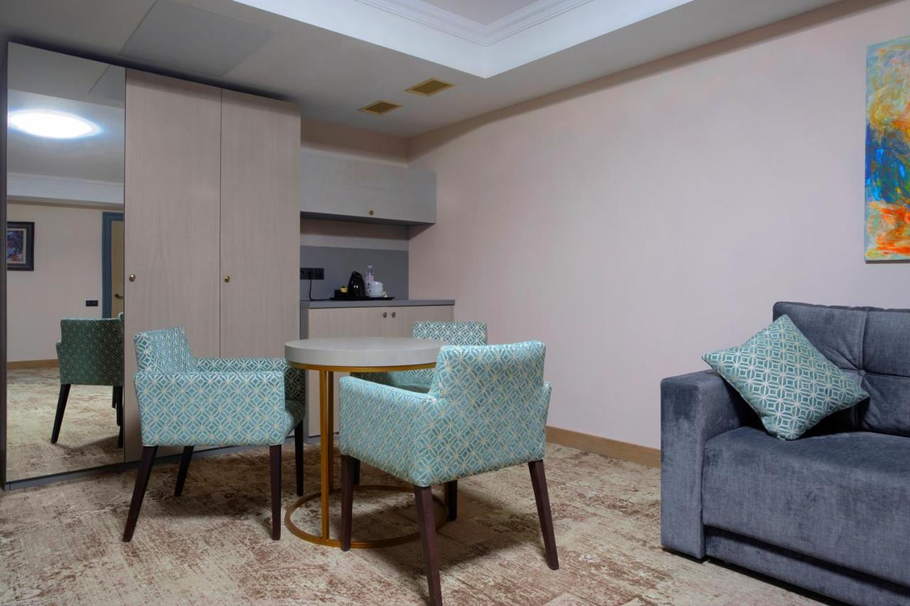 Ayvazovsky Hotel Одеса Екстериор снимка