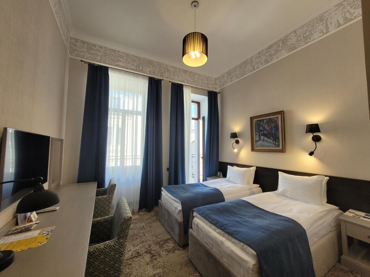 Ayvazovsky Hotel Одеса Екстериор снимка