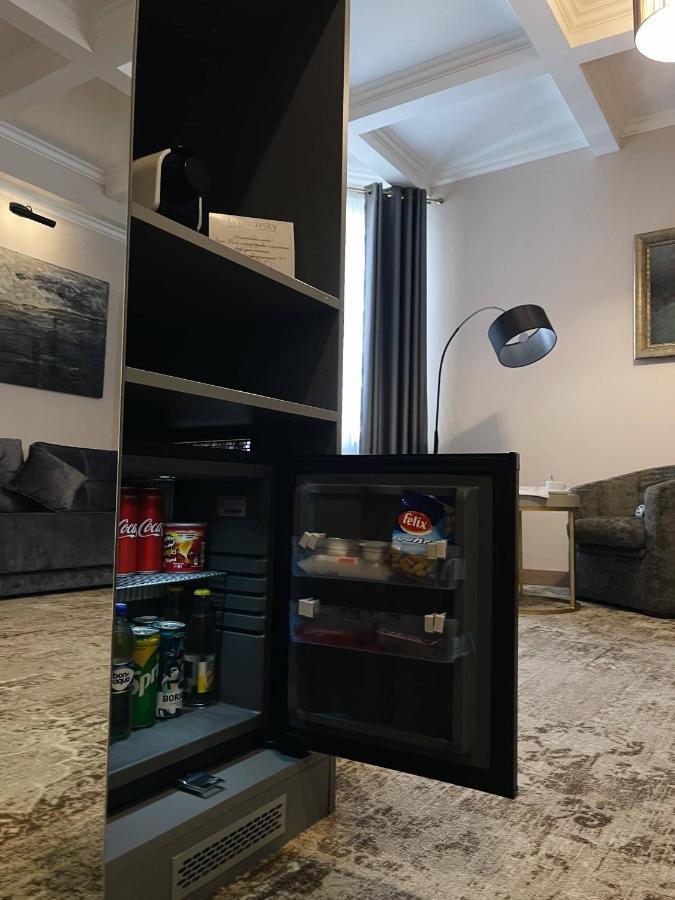 Ayvazovsky Hotel Одеса Екстериор снимка