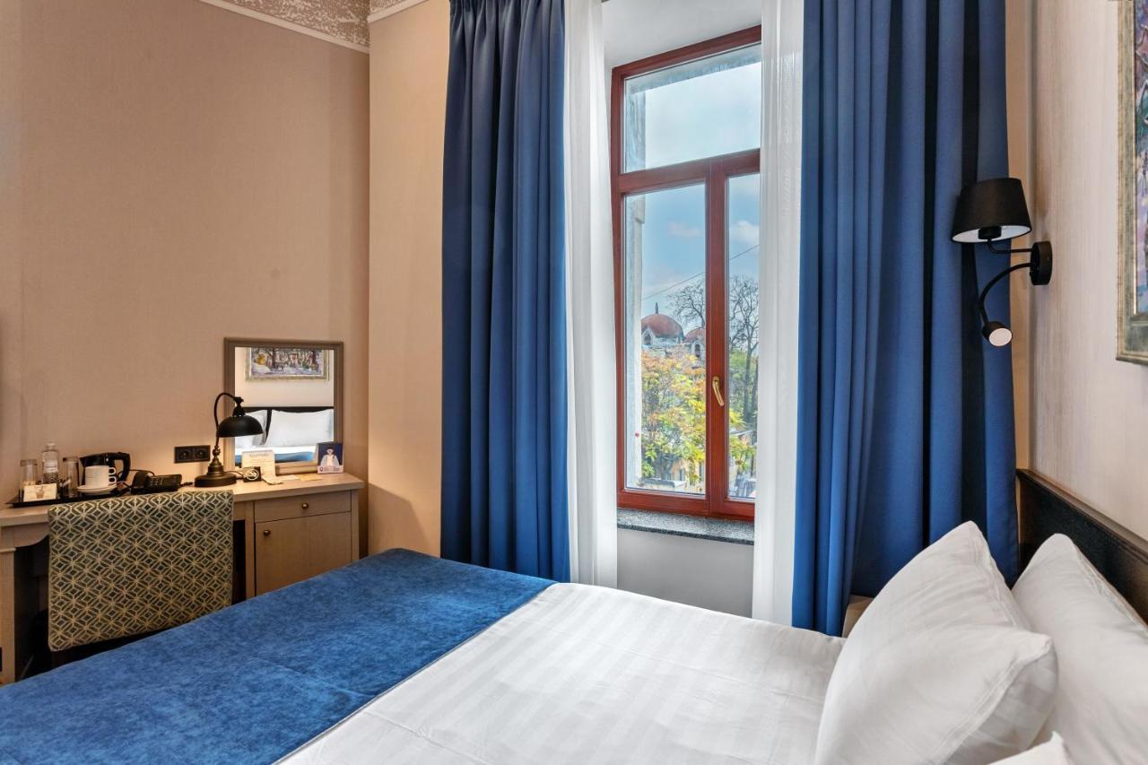 Ayvazovsky Hotel Одеса Екстериор снимка